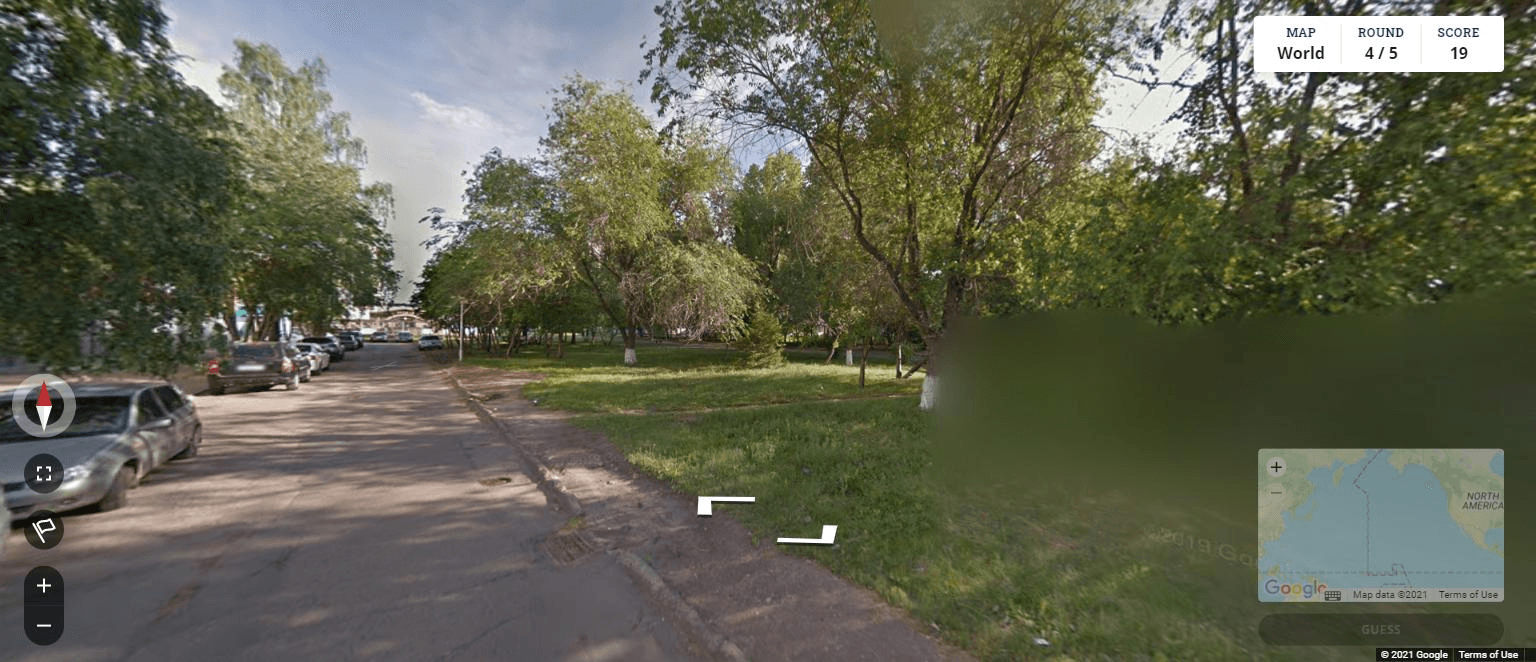 Street-view image from Russia used in the GeoGuessr Countries benchmark.